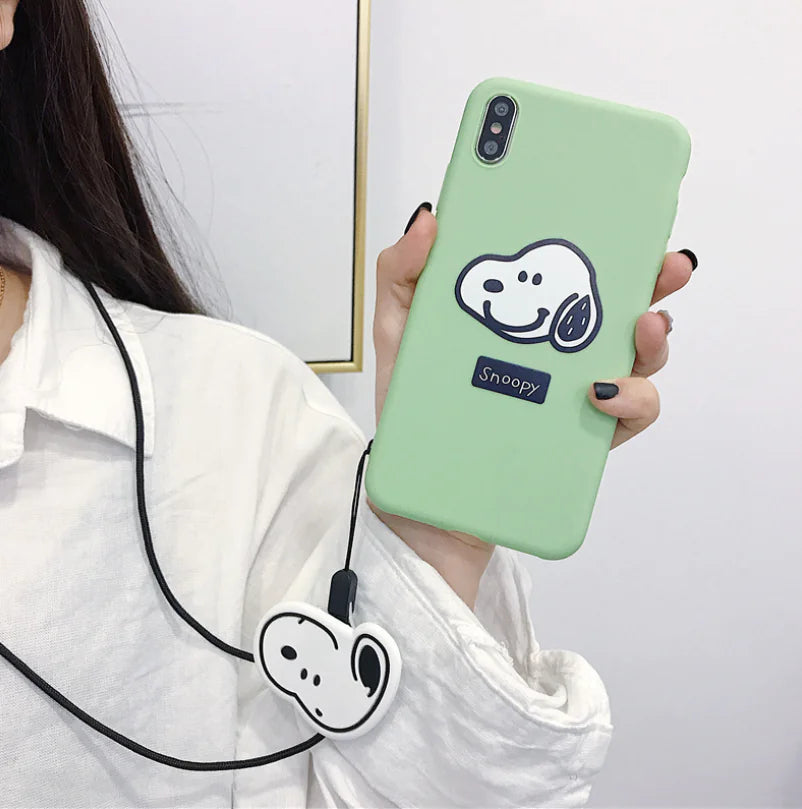 Chic Snoopy Case with Stand